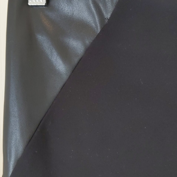 Dynamite skirt with pleather detailing - Picture 3 of 4